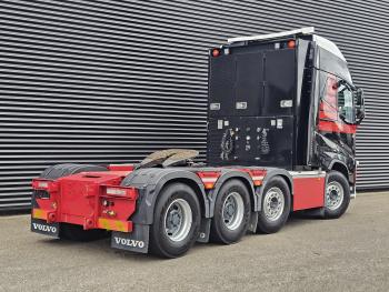 FH16.750 8x4 / 260T / RETARDER / FULL AIR